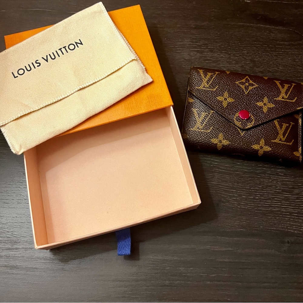 Louis Vuitton Victorine Monogram Wallet